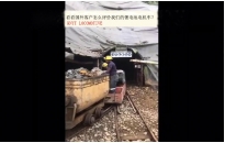 看看國外客戶是怎么評價我們的礦用鋰電池電機車？(金礦）